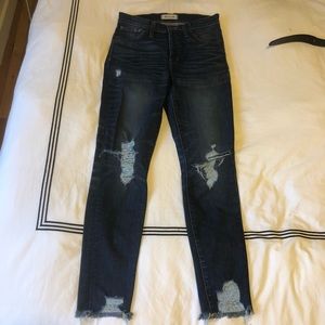 Destroyed 9” high rise skinny